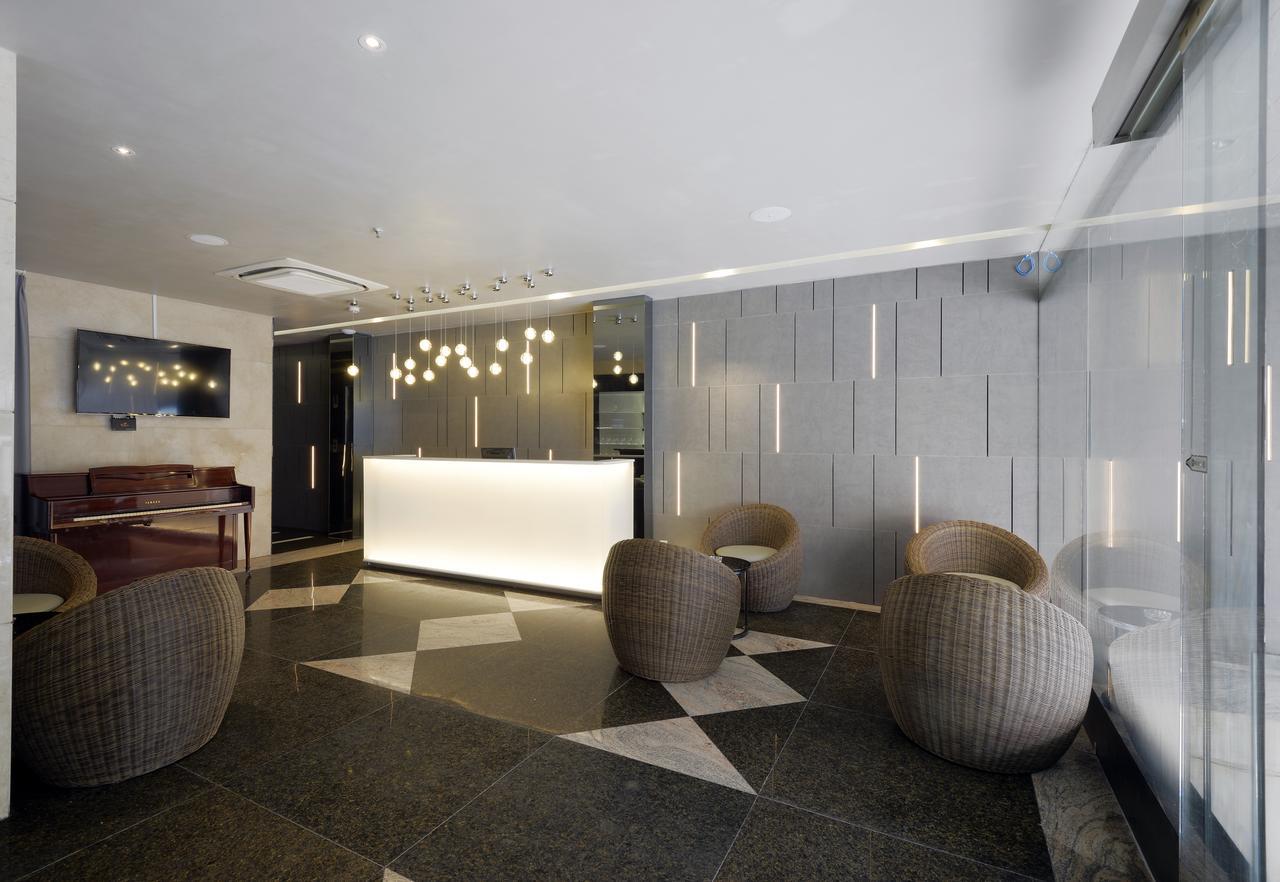 Bonita Signature Hotel Ho Chi Minh-stad Buitenkant foto